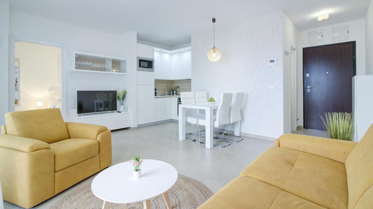 Apartments Luka - Villa Sunce Senj  Exteriör bild