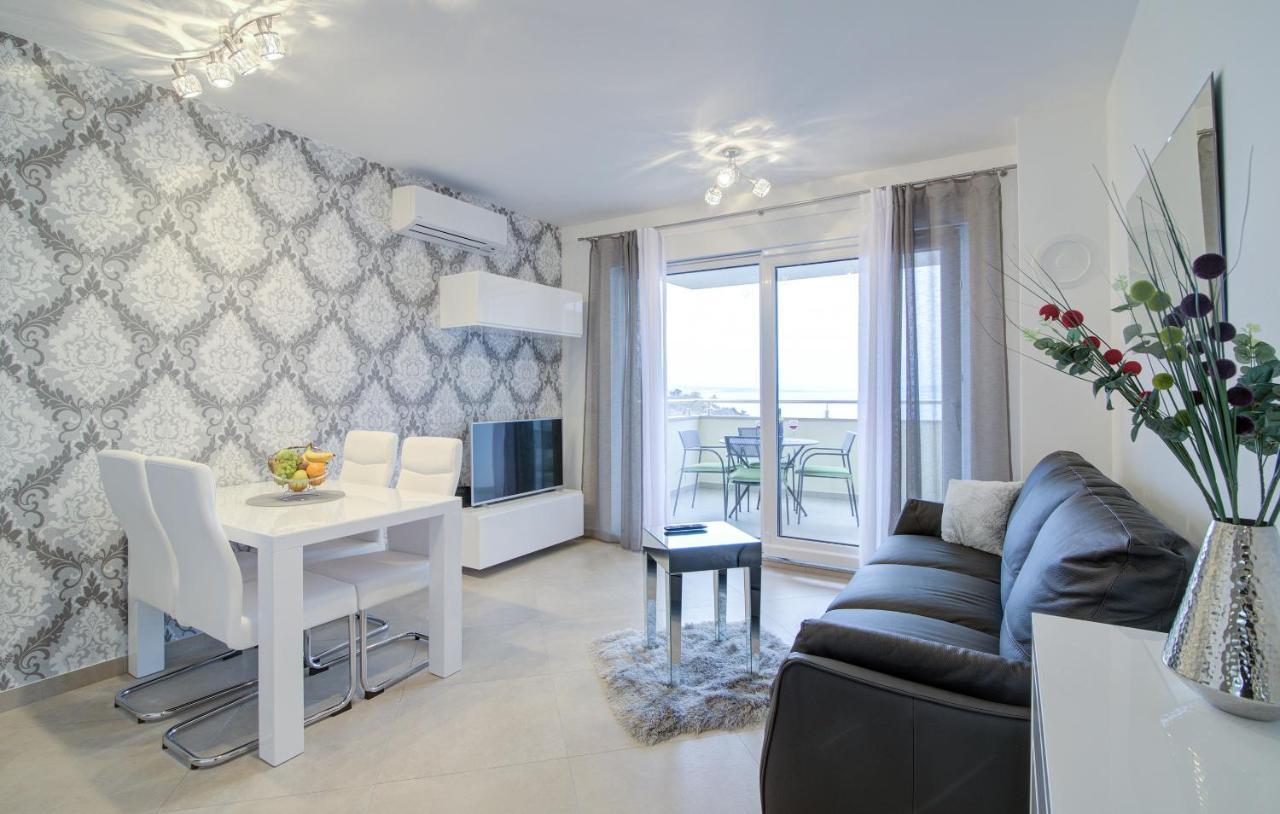 Apartments Luka - Villa Sunce Senj  Exteriör bild
