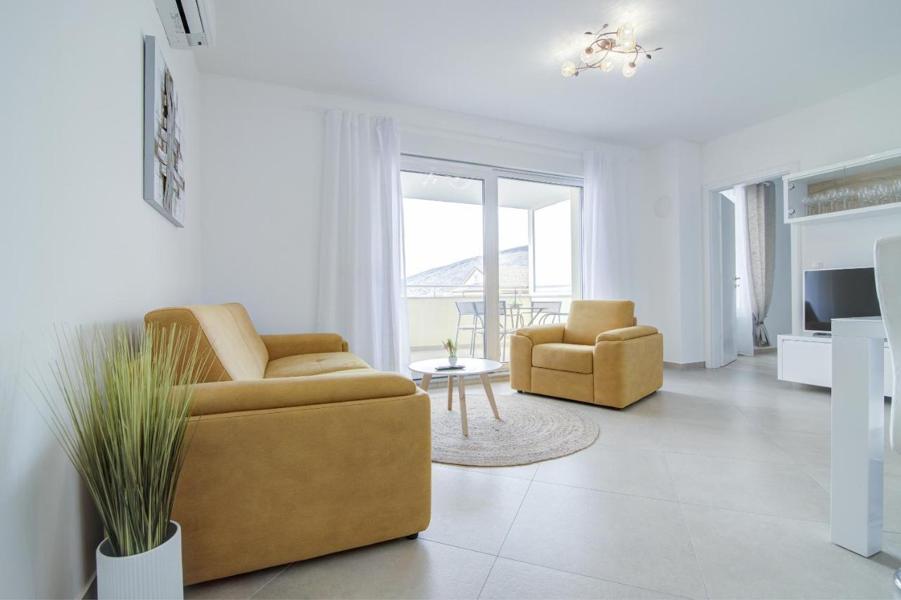 Apartments Luka - Villa Sunce Senj  Exteriör bild
